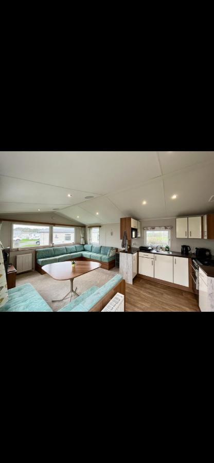 Tarka Holiday Park Ashford  ภายนอก รูปภาพ